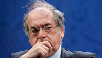 Under-fire French FA boss calls extraordinary meeting amid pressure to step aside
