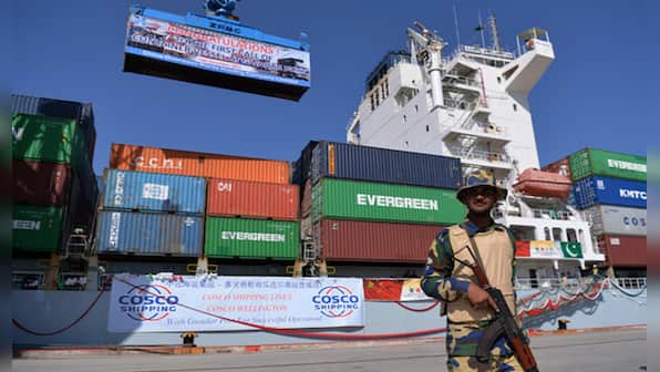 Thousands of tons of essential items stuck at Karachi port amid Pakistan economic crisis