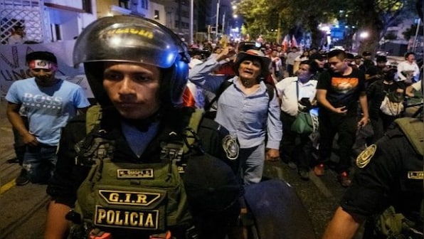 Peruvians defy state of emergency, mobilise for major new protest