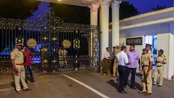 Neither a saboteur nor a sage: Governor is a constitutional functionary who needs to be solely loyal to the Constitution