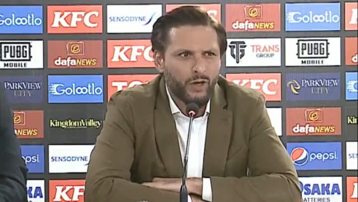 Shahid Afridi might continue as Pakistan chief selector, Mickey Arthur asked to return as head coach: Report