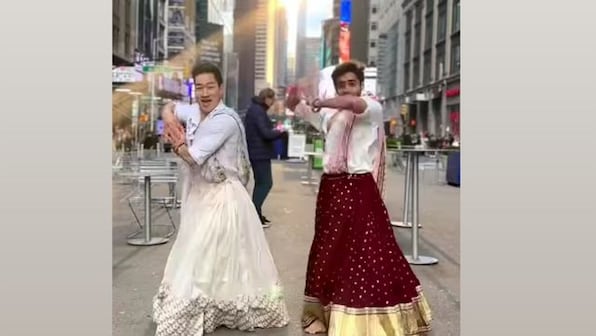 Dancer duo groove to 'Dola Re Dola' on New York street; video wins internet