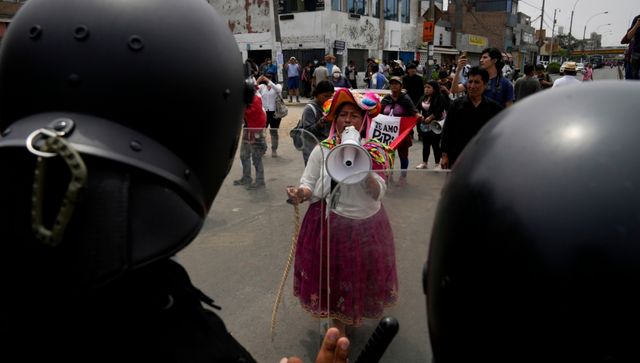 Peru: Army, police to dismantle protester roadblocks, says government Peru: Army, police to dismantle protester roadblocks, says government