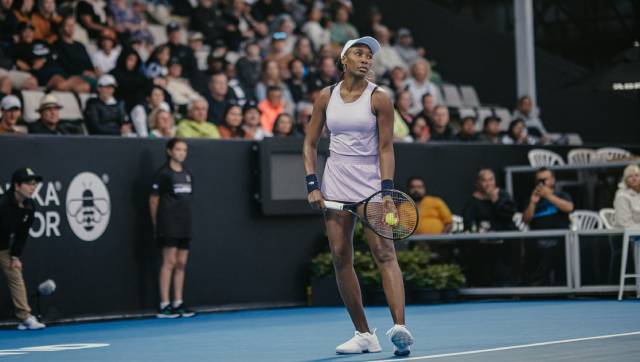 Birmingham Classic: Venus Williams loses to Jelena Ostapenko after injury concern Birmingham Classic: Venus Williams loses to Jelena Ostapenko after injury concern