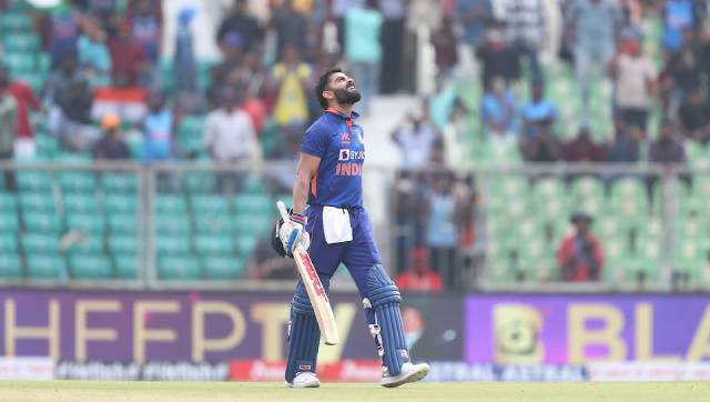 India vs Sri Lanka: Virat Kohli breaks Sachin Tendulkar's record of most ODI centuries at home India vs Sri Lanka: Virat Kohli breaks Sachin Tendulkar's record of most ODI centuries at home