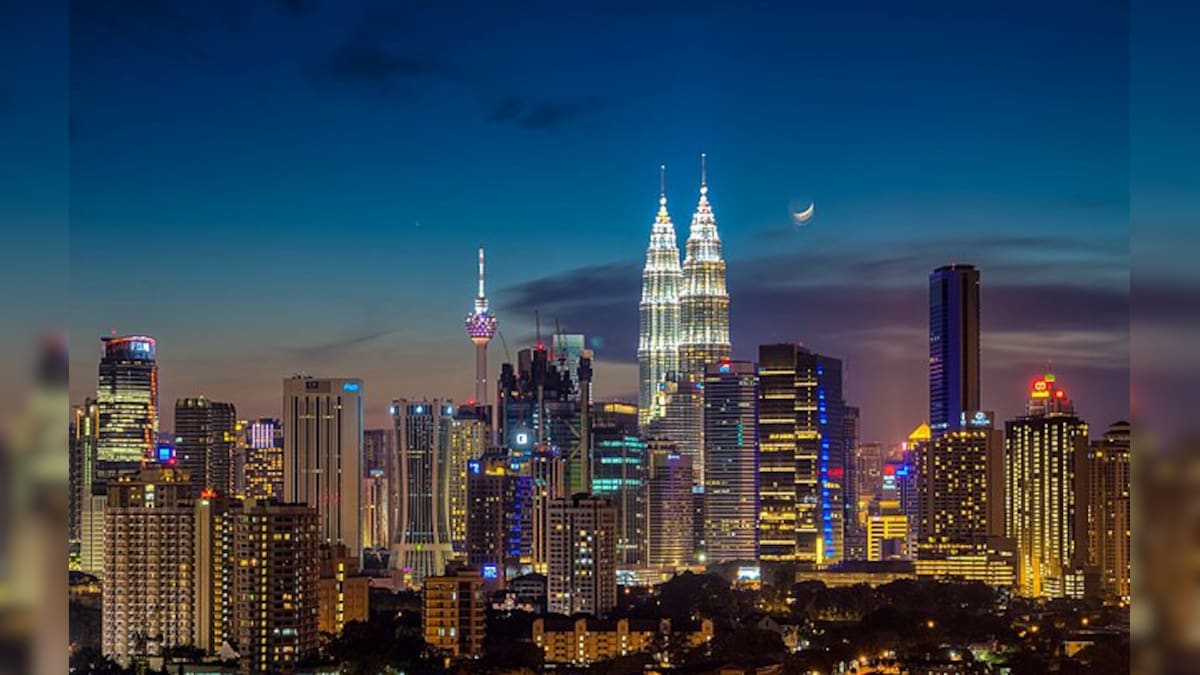 Why is Malaysia's tourism industry witnessing a decline?