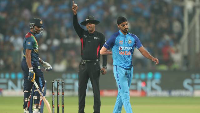 India vs Sri Lanka: Arshdeep Singh registers unwanted records with five no-balls in 2nd T20I India vs Sri Lanka: Arshdeep Singh registers unwanted records with five no-balls in 2nd T20I