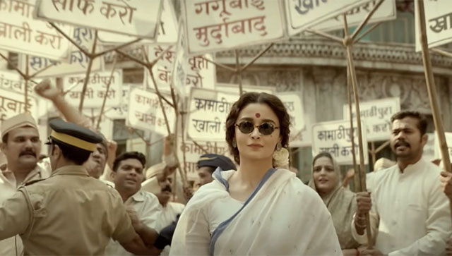 Alia Bhatt reacts as Robin Baker says, 'If I was a member of BAFTA or Academy, would vote for Alia as Best Actress' Alia Bhatt reacts as Robin Baker says, 'If I was a member of BAFTA or Academy, would vote for Alia as Best Actress'