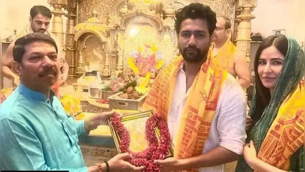 Vicky Kaushal and Katrina Kaif seek blessings at Mumbai's Siddhivinayak temple; pictures go viral