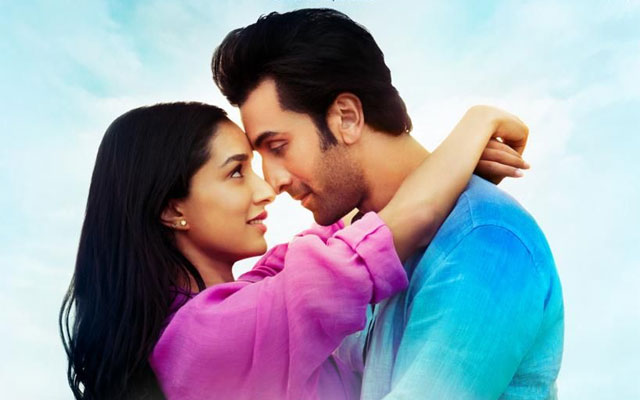 From Jab We Met to Love Aaj Kal, rom-coms to watch before seeing Tu Jhoothi Main Makkaar From Jab We Met to Love Aaj Kal, rom-coms to watch before seeing Tu Jhoothi Main Makkaar