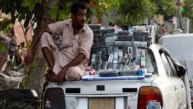 Big automakers halt production in pauper Pakistan as India surges past Japan as 3rd largest auto market