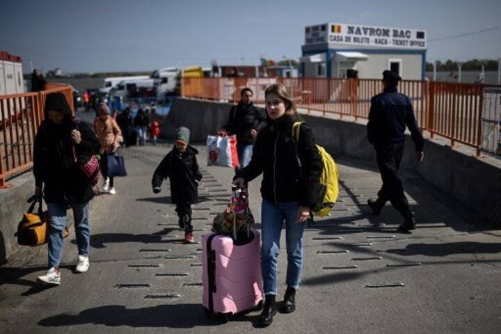 Spain busts ring exploiting Ukrainians fleeing war Spain busts ring exploiting Ukrainians fleeing war