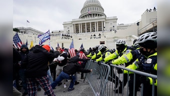 US: Lawmakers seek to bar insurrectionists from holding office