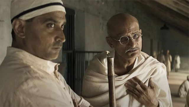 Gandhi Godse Ek Yudh: Love dilutes the powerful political debate Gandhi Godse Ek Yudh: Love dilutes the powerful political debate