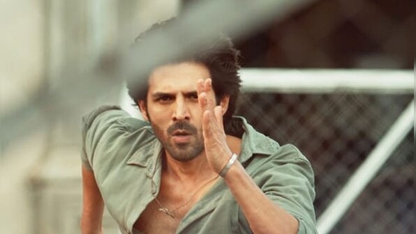 Kartik Aaryan and Kriti Sanon to unveil the trailer of Shehzada in 3 different cities; to make it a 3-day grand affair