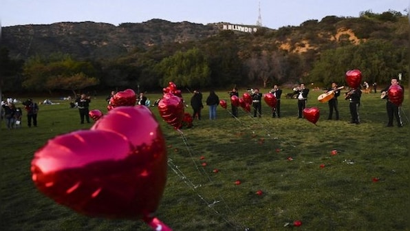 Out of pocket, not spirit: Despite inflation, people to spend record bucks on Valentine’s Day