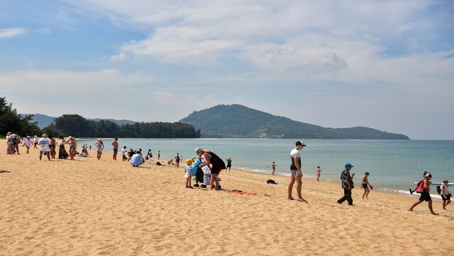 Russian families flock to Thailand as Ukraine war enters second year Russian families flock to Thailand as Ukraine war enters second year