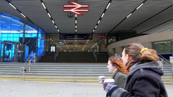 British railway staff to strike in May after rejecting govt’s latest pay offer