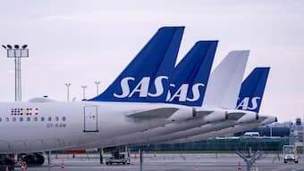 'Unknown object' suspends, then restarts flights in Russia's St Petersburg airport