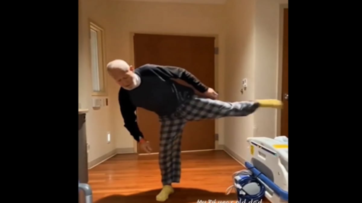 'Warrior': 84-year-old exercises during hospital stay while recovering from pneumonia; watch