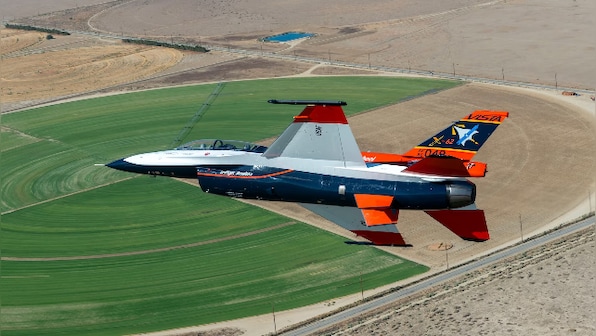AI as Top Gun: US Air Force successfully tests their first AI-controlled fighter jet