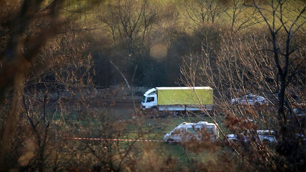 Bulgarian police finds 18 dead migrants suffocated in truck
