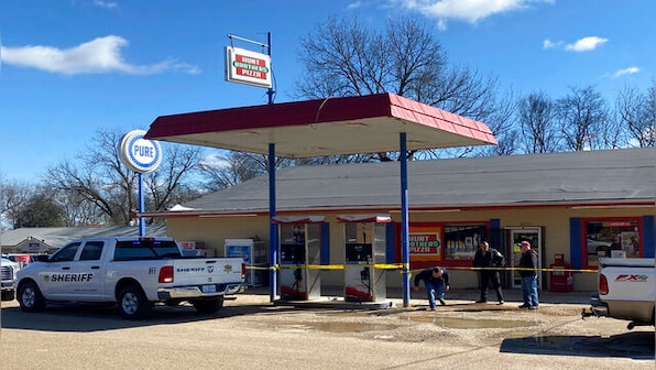 Six dead in Mississippi shooting rampage, suspect detained