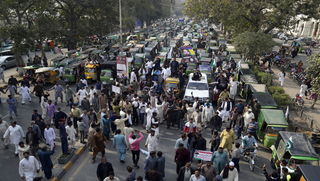 Pakistan sees highest weekly inflation of over 40 per cent for first time in five months Pakistan sees highest weekly inflation of over 40 per cent for first time in five months