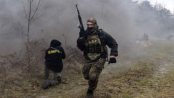 Poll reveals half of Switzerland favours relaxing neutrality, providing arms to Ukraine