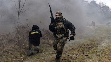 Poll reveals half of Switzerland favours relaxing neutrality, providing arms to Ukraine