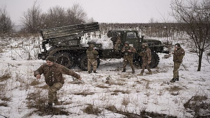 'Kill me, militia man!': Russia trio face up to a decade in jail after reading poems critical of Russia's offensive