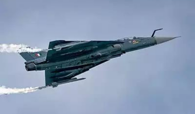 Aero India 2023: Egypt, Argentina to buy LCA Tejas from India Aero India 2023: Egypt, Argentina to buy LCA Tejas from India