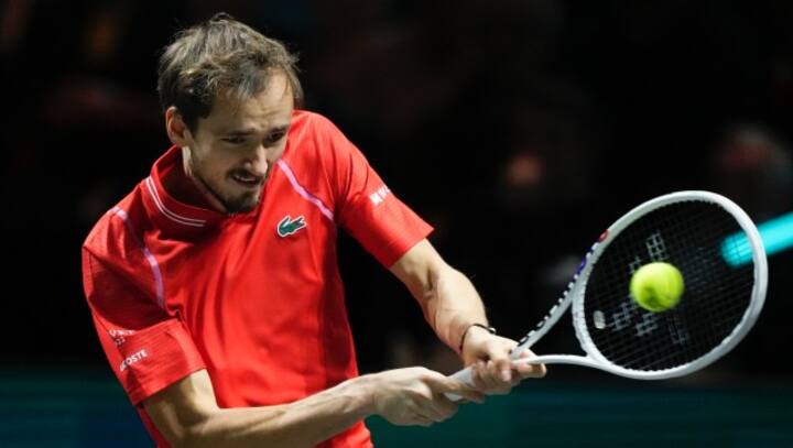 Perfect Daniil Medvedev ends Felix Auger-Aliassime's Rotterdam title defence