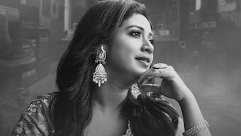 The music video of Qaraar in the voice of Shreya Ghoshal from Sanjay Leela Bhansali’s album ‘Sukoon’ is out now