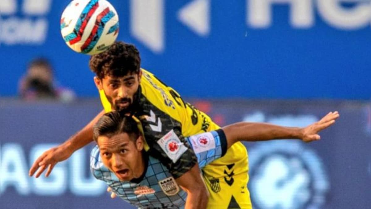 Isl 2022 23 Mumbai City Draw 1 1 With Hyderabad Fc To Brighten League Shield Prospects Firstpost 1338