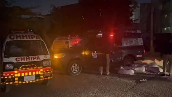 Terrorists attack Karachi Police chief's office in yet another brazen attack on Pakistani security forces