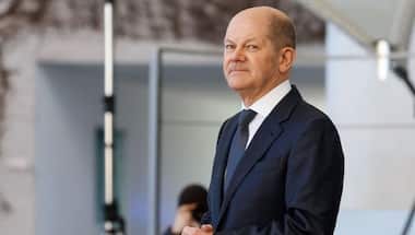 German Chancellor Scholz looks to quell coalition divisions