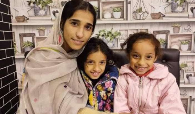 Balochistan: Pakistan military nabs female 'suicide bomber' in Quetta Balochistan: Pakistan military nabs female 'suicide bomber' in Quetta