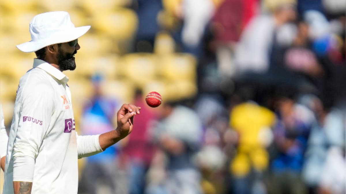 Ravindra Jadeja fined 25 per cent match fee for applying cream without umpires' permission