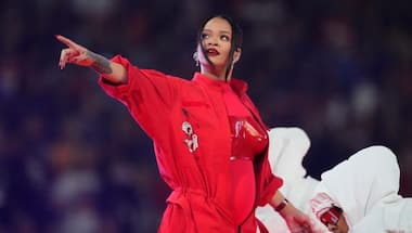 Pregnant Rihanna soars in Super Bowl halftime performance