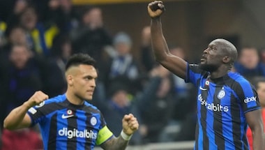 Champions League: Romelu Lukaku fires Inter Milan past FC Porto to boost quarter-final hopes