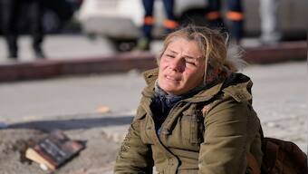 Turkey-Syria quake toll tops 7,800 as rescuers battle cold