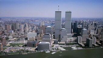 Thunderbolt strikes One World Trade Center in New York, internet says 'power of nature'