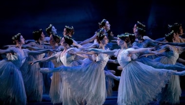 ‘Fighting through Art’: Group of refugee ballet dancers from Ukraine mark US debut