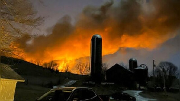 Ohio: 50-car train derailment causes massive fire,residents evacuated