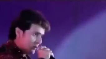 Watch: Old video of Sonu Nigam's concert from Pakistan goes viral