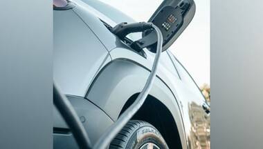 Chinese EV brand Zeekr beats Xpeng's market value after raising $750 million in fresh funding