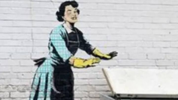 British artist's 'Valentine's Day Mascara' mural showcasing domestic violence goes viral; watch