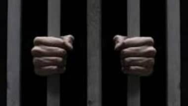 Oye Lucky! UP youth turns robber to impress girlfriend, gifts her Rs 60 lakh
