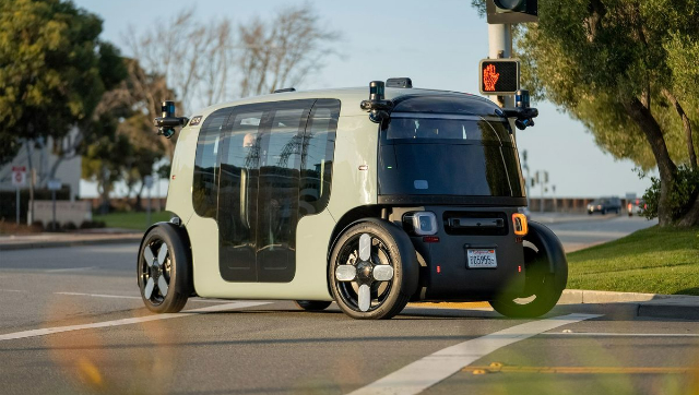 Watch: Amazon tests their robotaxi on public roads among traffic, with employees as passengers Watch: Amazon tests their robotaxi on public roads among traffic, with employees as passengers